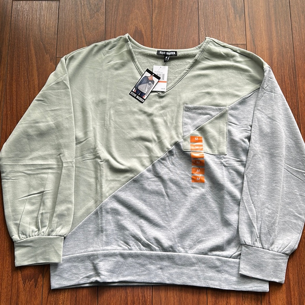 🩵🩵NWT Steve Madden Lightweight Top🩵🩵